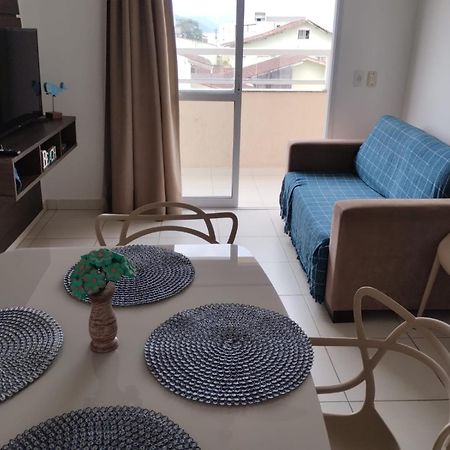 Itagua - 1 Quadra Da Praia, 2 Quartos, 2 Banheiros, Acomoda 5 Pessoas Ubatuba Εξωτερικό φωτογραφία
